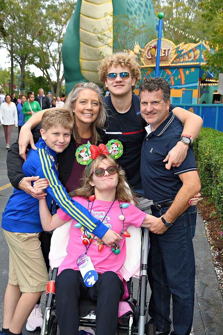LMPD officer Mike Zahradnicek family at Disney 2.jpg